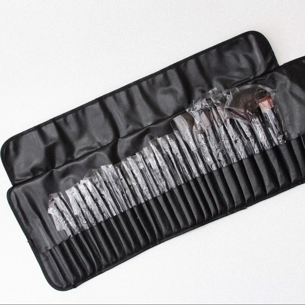 Black Face Eye Lip Make-Up Brushes Set